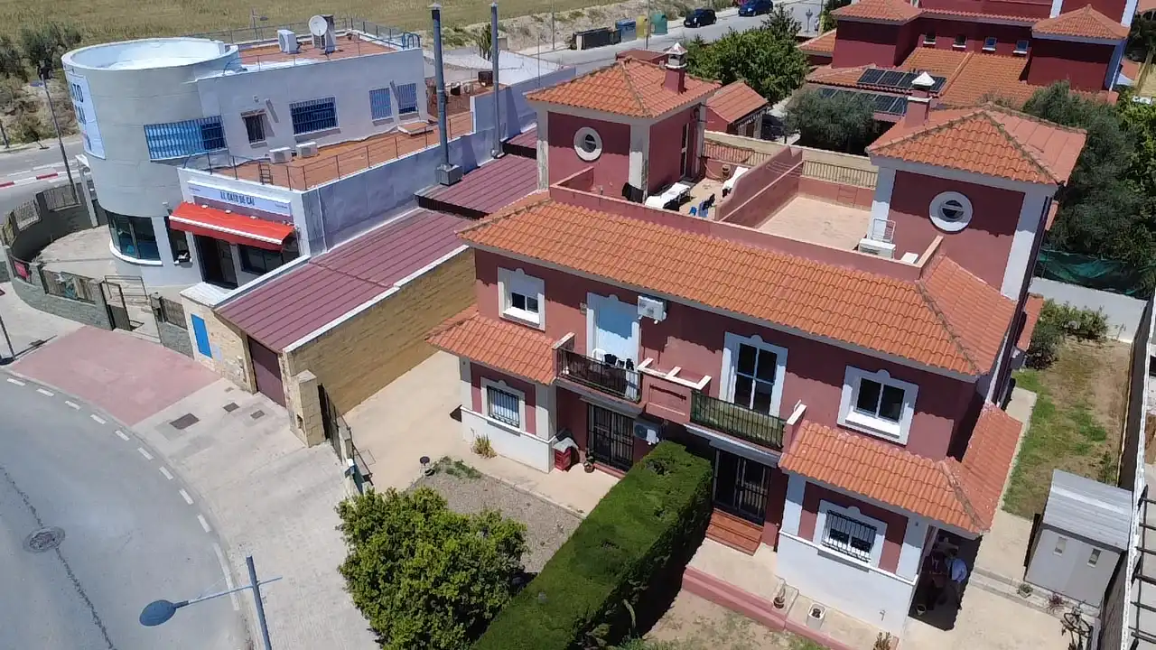 Casa adosada en venta en Calle las Marismas, Salteras