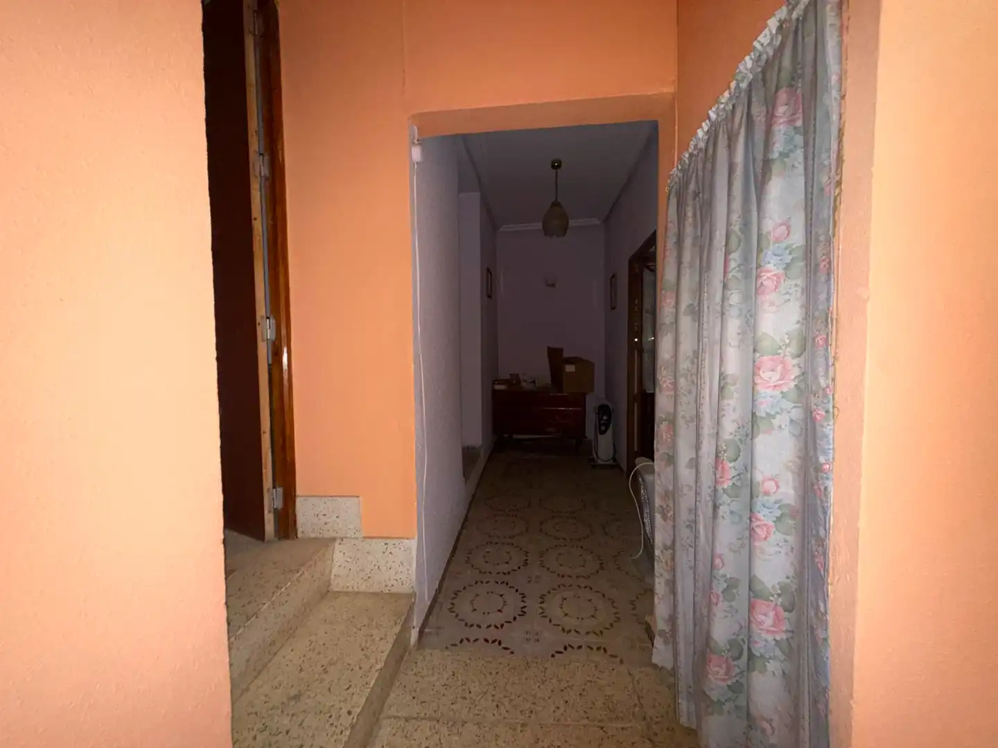 Houses for sale in La Solana    with Storage room