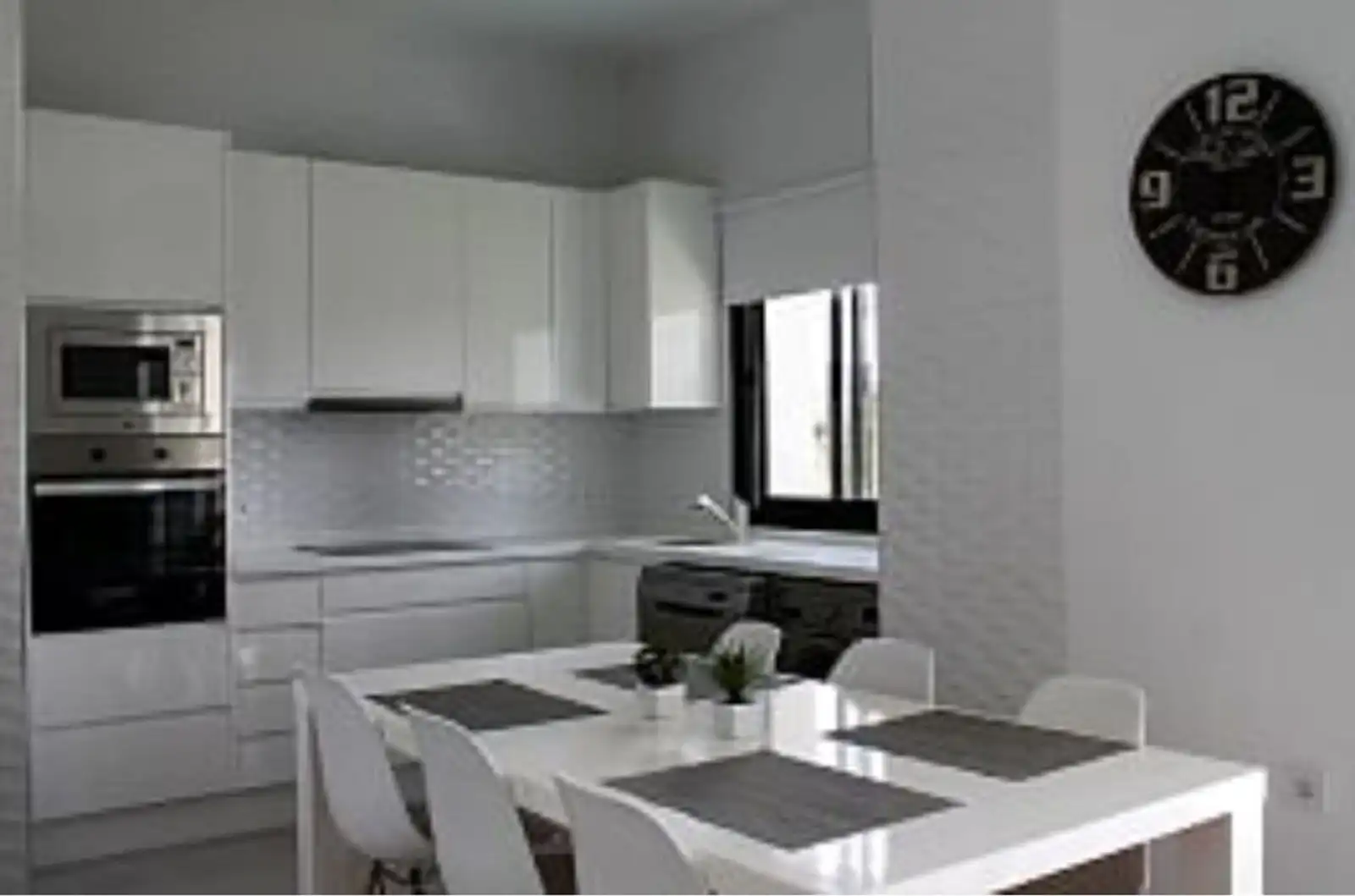 Apartment with pool for sale in Calahonda, imagen 2