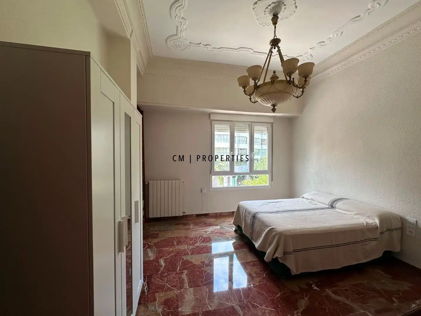 Schlafzimmer von Wohnung zur Miete in Valencia mit Heizung, Möbliert und Ofen