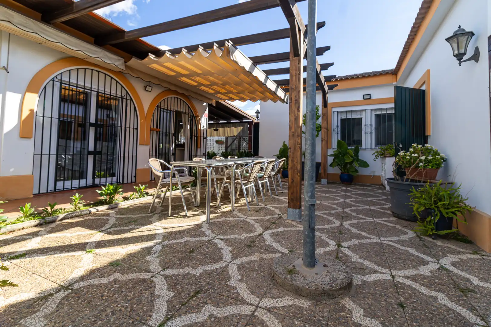 Terraza de Casa o chalet en venta en Bollullos de la Mitación con Aire acondicionado, Calefacción y Jardín privado