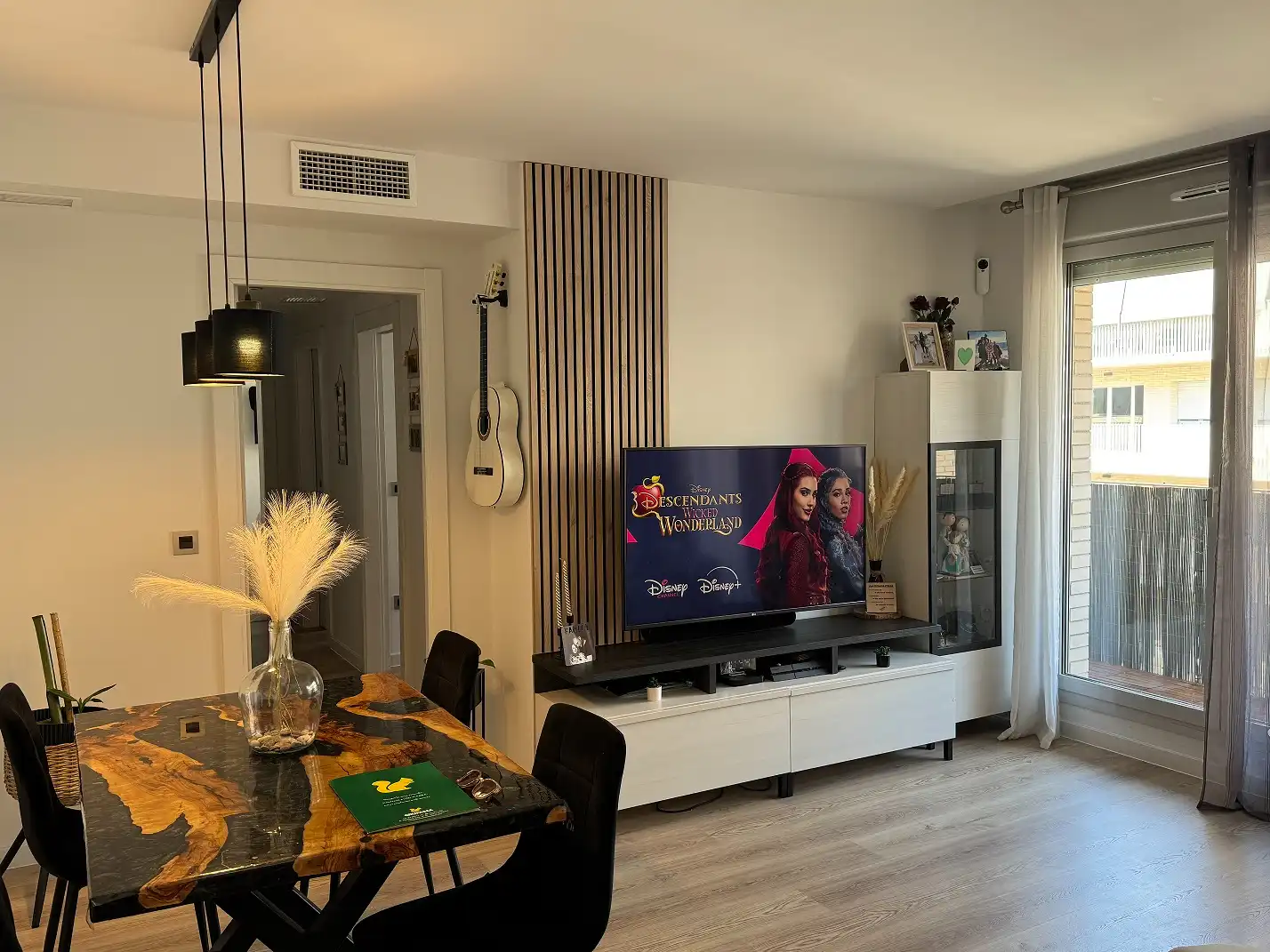 Sala d'estar de Pis en venda en Badalona amb Aire condicionat, Calefacció i Parquet