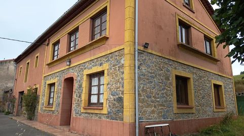 Casa, Cuadra, Tenada-Pajar en San Martín de Podes, costa de Gozón, Asturias, image 4