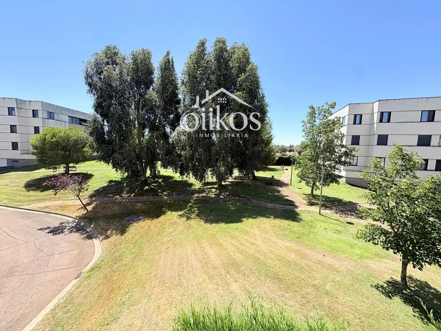 Piso en venta en Villamayor con Calefacción, Trastero y Balcón
