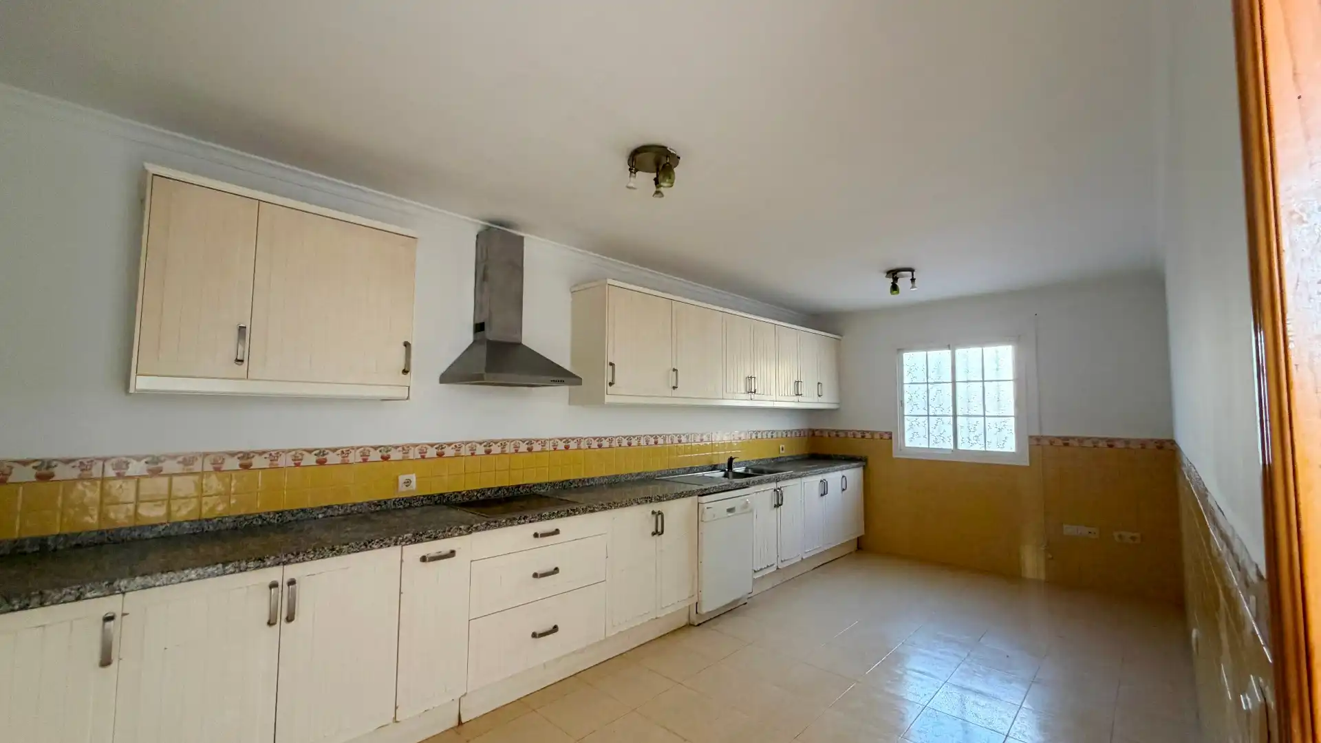 Kitchen of Detached homes for sale in Mijas  with Private garden, Terrace and Balcony