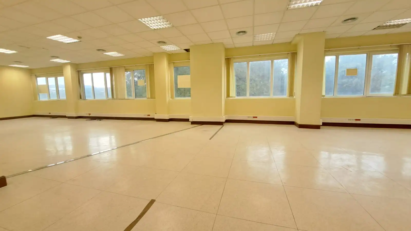 Oficina en venta en Derio con Aire acondicionado y Calefacción