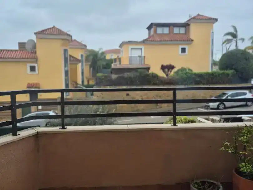 Vista exterior de Piso en venta en Manilva con Aire acondicionado, Terraza y Amueblado