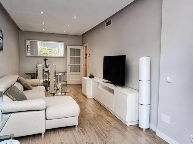 Planta baja en Venta en C. Santolina en Montecillo