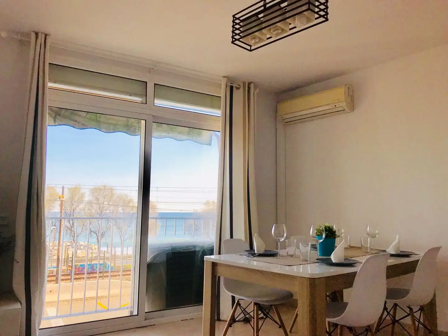 Habitación de Piso en venta en Premià de Mar con Aire acondicionado, Amueblado y Horno