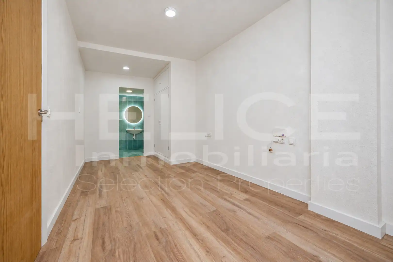 Piso en venta en Paterna con Aire acondicionado, Calefacción y Parquet
