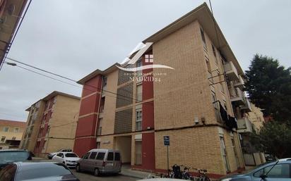 Vista exterior de Pis en venda en  Huesca Capital
