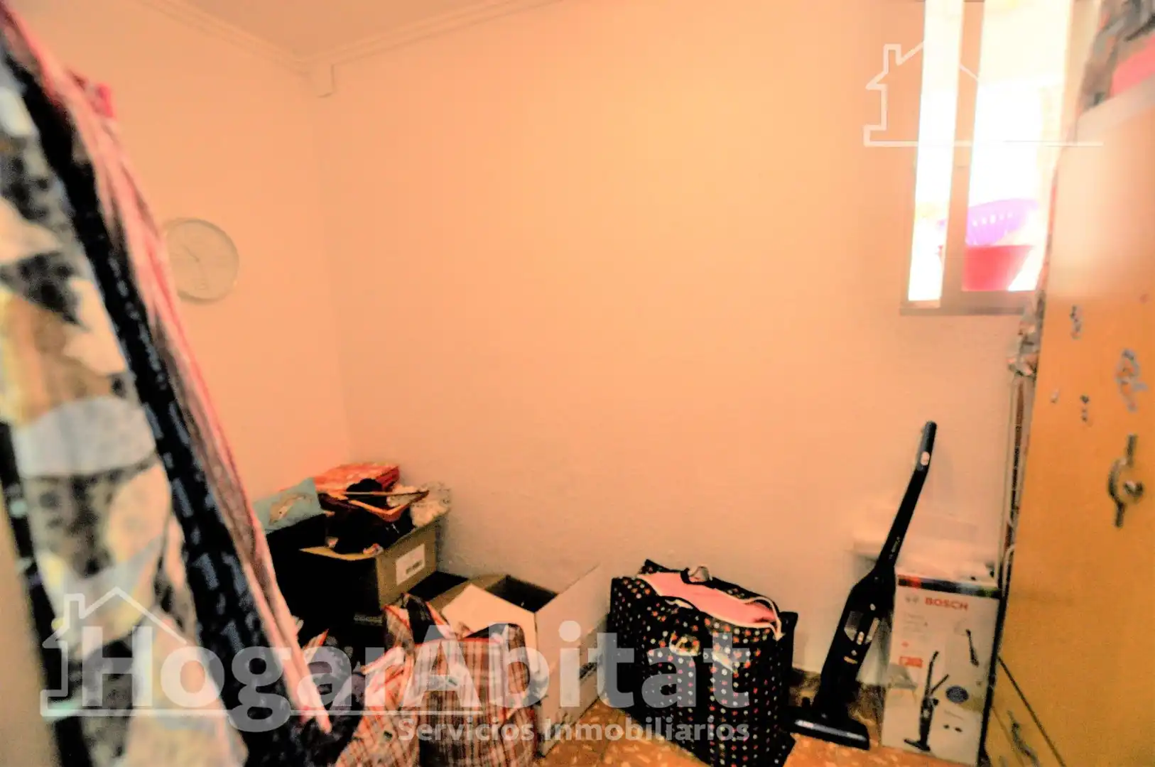 Habitación de Piso en venta en Valencia con Aire acondicionado, Calefacción y Amueblado