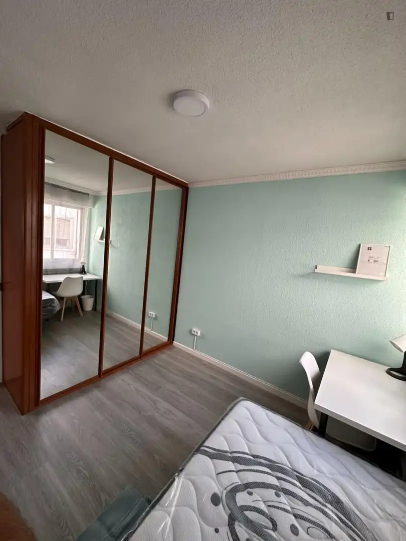 Habitació a Juan de la Cierva