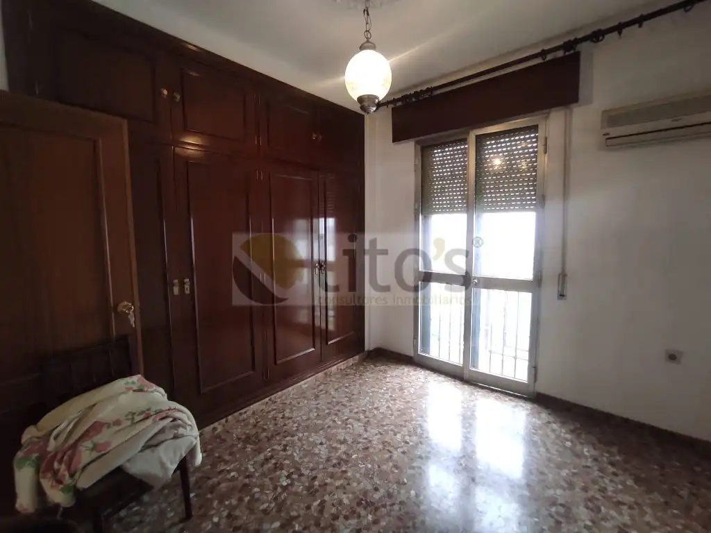 Dormitori de Casa adosada en venda en Dos Hermanas