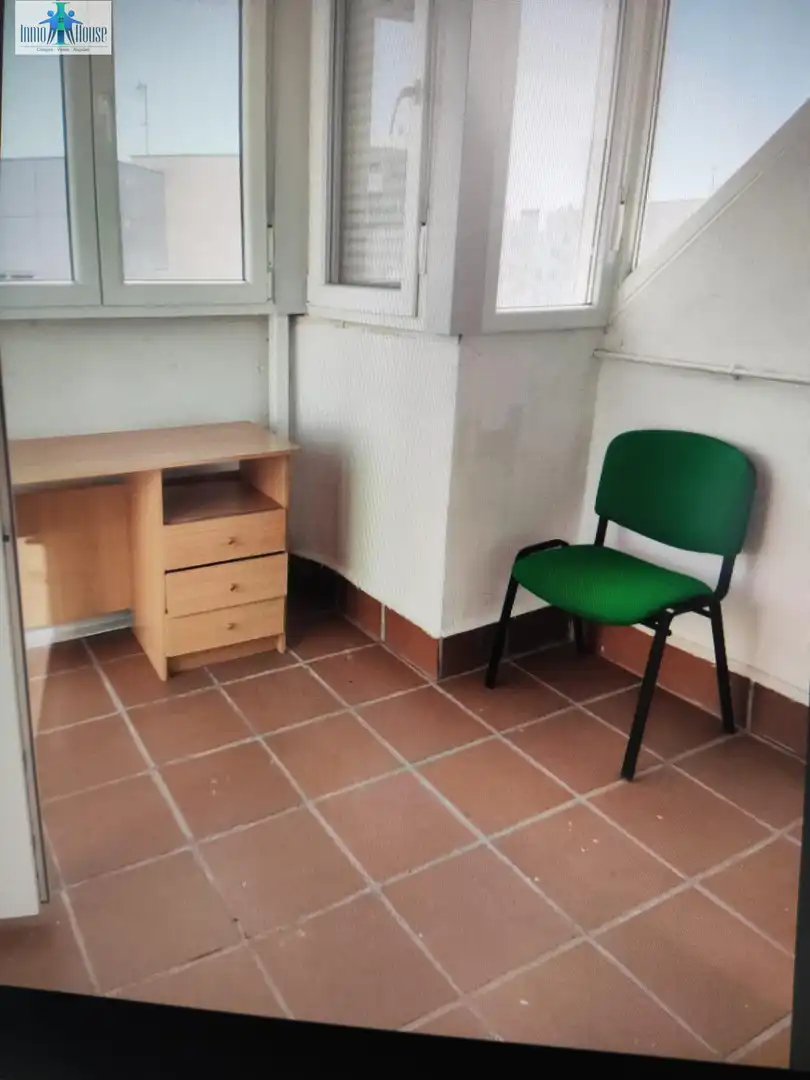Attic for rent in Alto de los Molinos