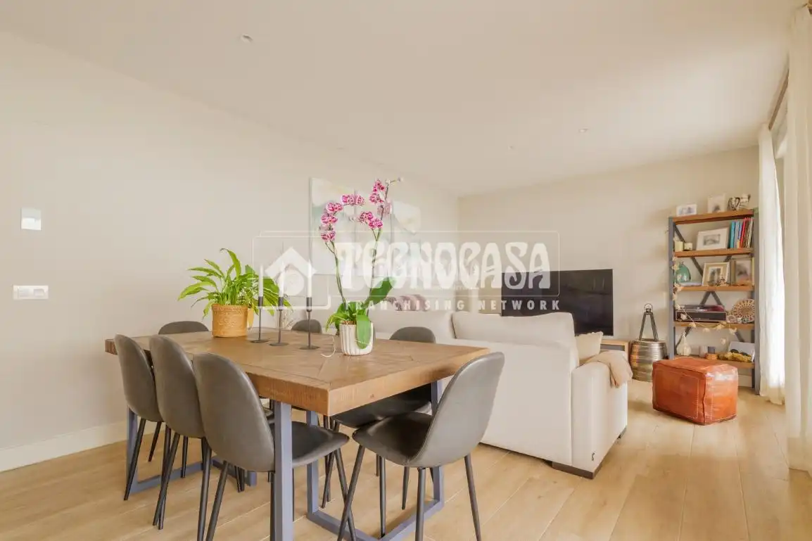 Sala de estar de Piso en venta en Tres Cantos con Aire acondicionado, Trastero y Balcón
