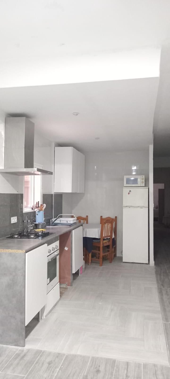 Kitchen of Flat to share in Benaguasil  with Terrace, Balcony and Alarm