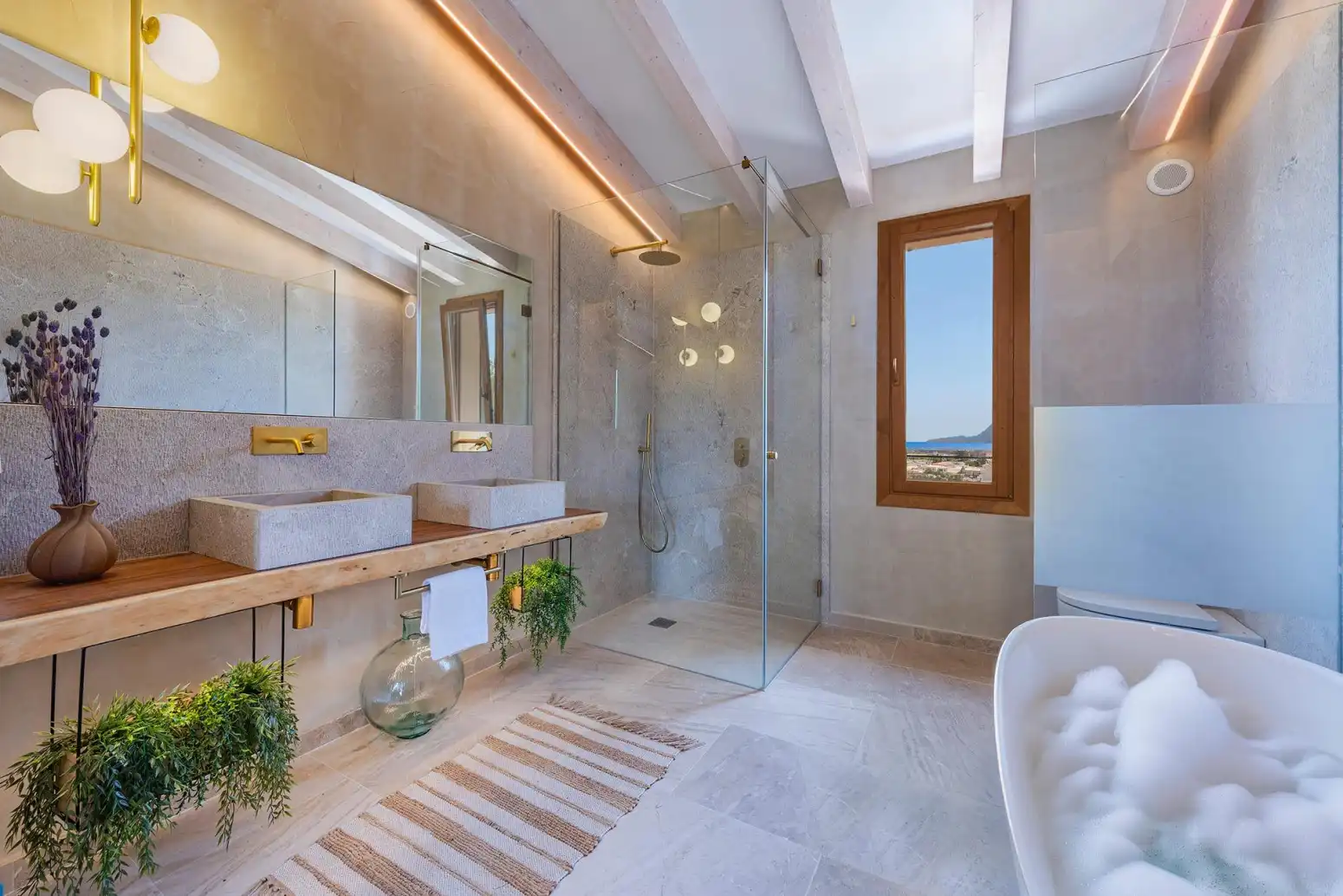 Bathroom of Houses for rent in Pollença  with Air Conditioner, Terrace and Storage room