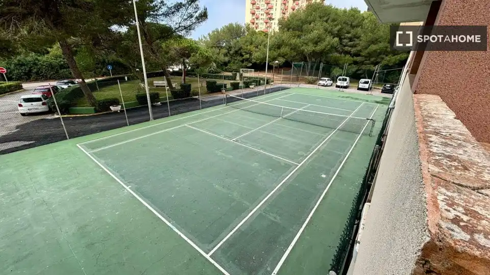 Parking de Piso de alquiler en Valencia con Aire acondicionado, Calefacción y Amueblado
