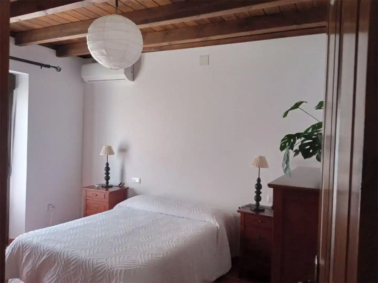 Bedroom of Flat for sale in Guadalcanal  with Air Conditioner and Storage room