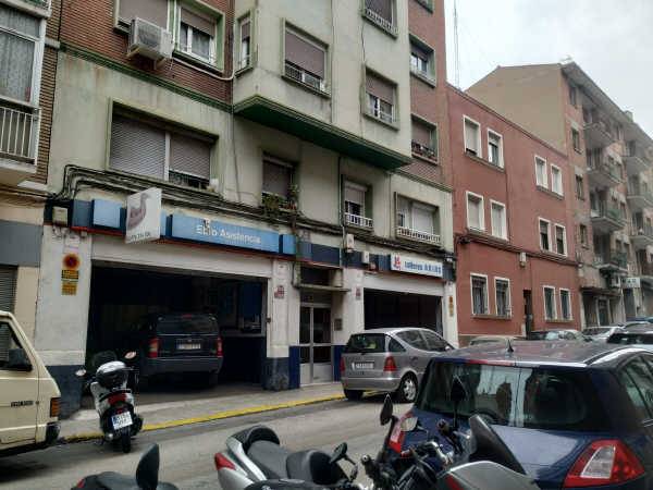 Local comercial en Alquiler en C/ San Antonio Abad en Barrio del Ave