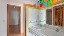 Bathroom of Apartment for sale in San Fernando