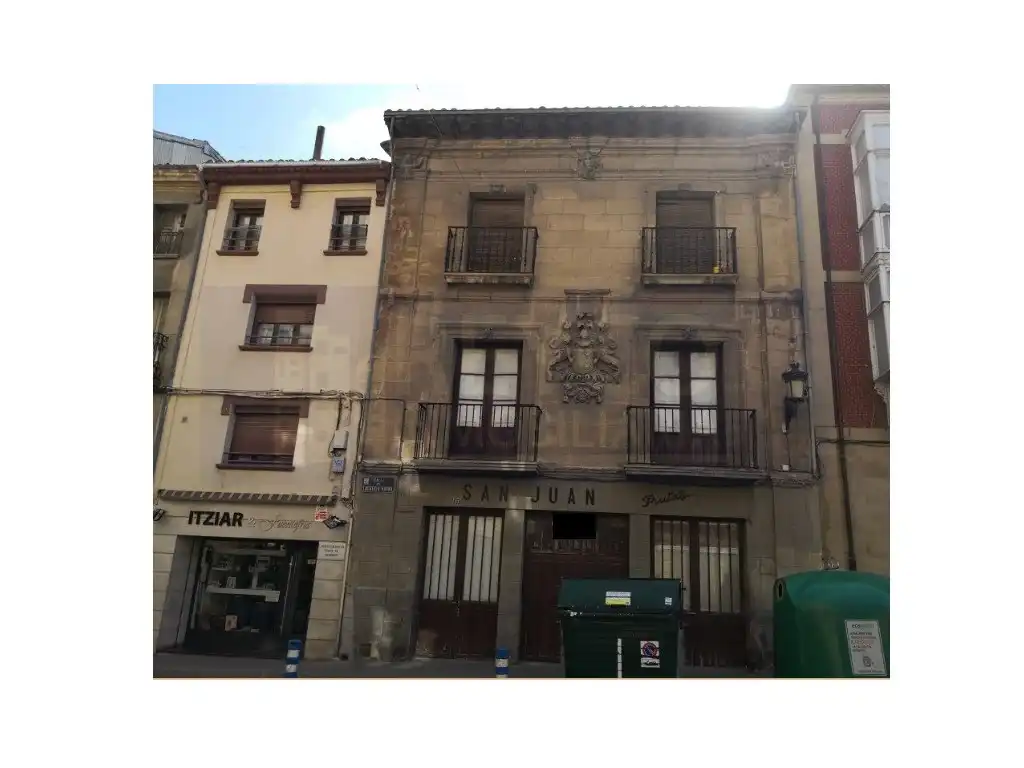 Casa en venta en C. Lucrecia Arana, 33, 33