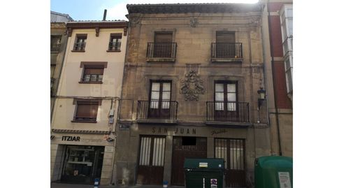 Edificio en venta, frente al nuevo Hotel de 5 estrellas.