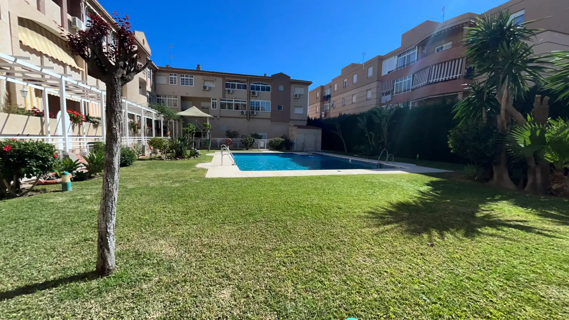 Swimming pool of Ground floor for sale in Rincón de la Victoria  with Air Conditioner, Heating and Terrace