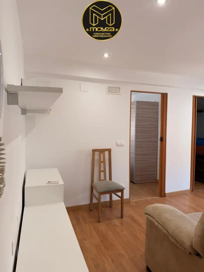 Flat for rent in Jaén  with Air Conditioner and Heating