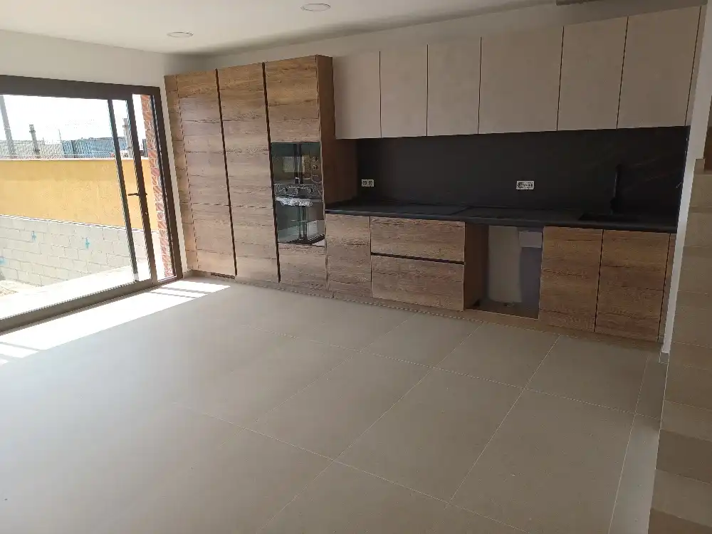 Cocina de Casa adosada en venta en Cantallops con Aire acondicionado, Calefacción y Jardín privado