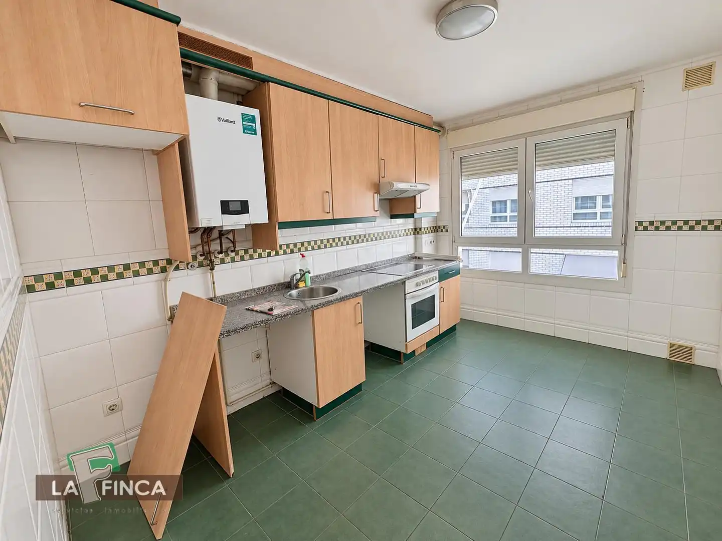 Küche von Wohnung zum Verkauf in Lugones