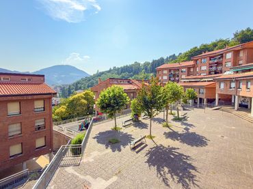 Wohnung mit Aufzug zum Verkauf in Calle Jose Luis Iñarra