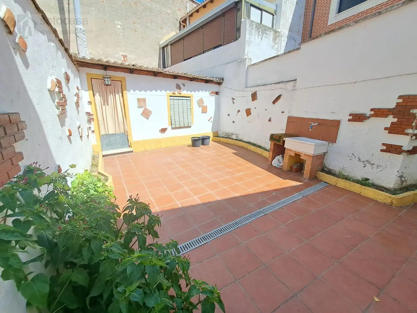 Vista exterior de Casa o xalet en venda en Valladolid amb Calefacció