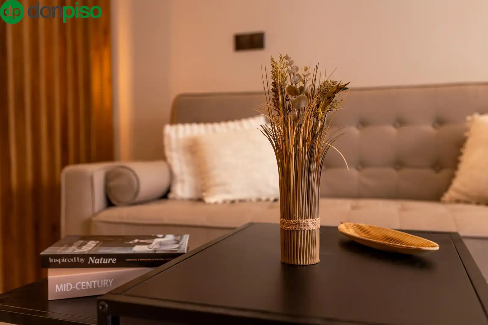 Living room of Study for sale in Granada  with Air Conditioner, Heating and Alarm