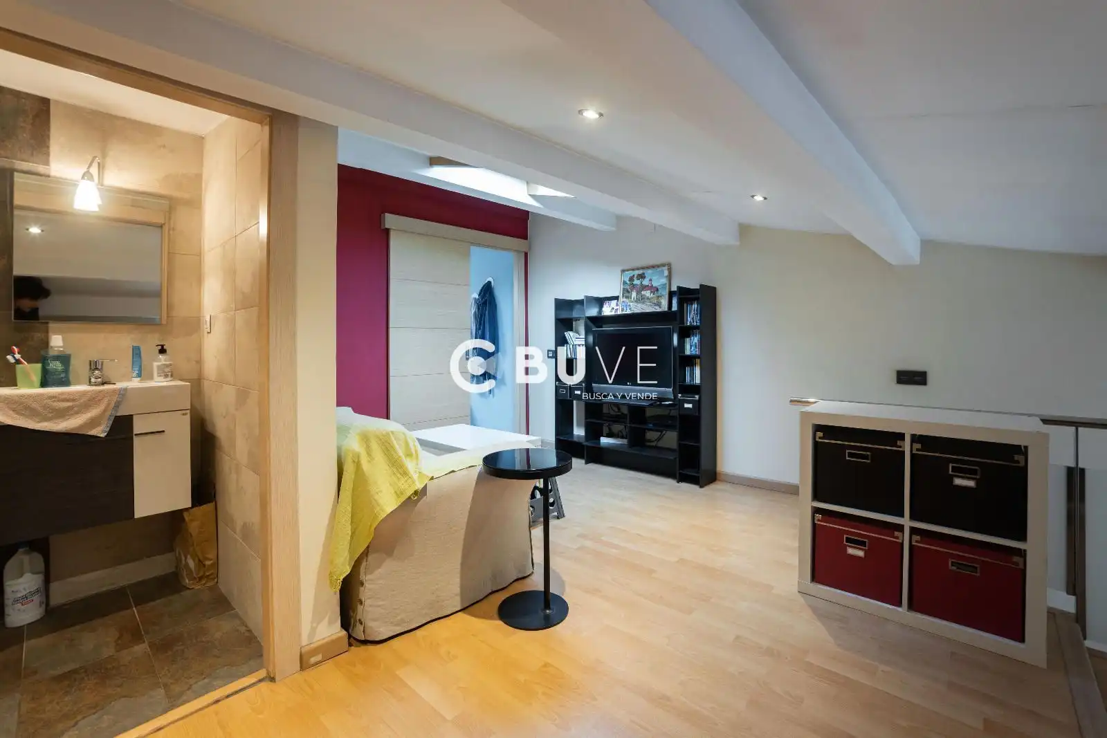 Habitación de Ático en venta en Sabadell con Aire acondicionado, Calefacción y Terraza