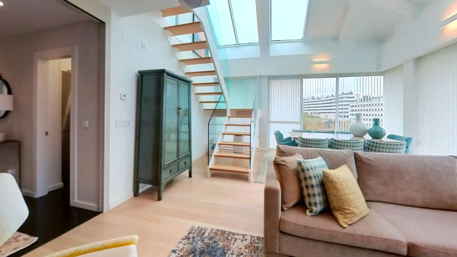 Living room of Flat for sale in Santiago de Compostela   with Air Conditioner, Heating and Terrace