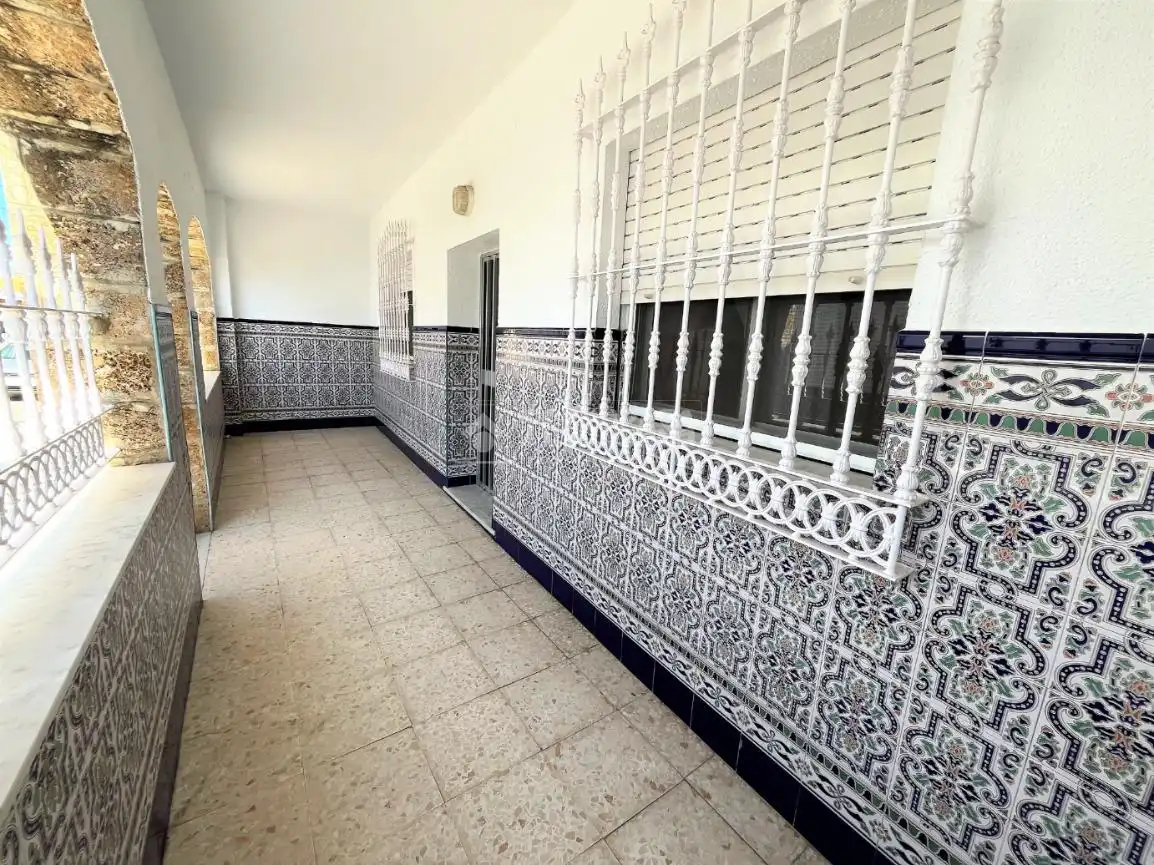 Detached homes for sale in San Fernando  with Air Conditioner, Balcony and Alarm