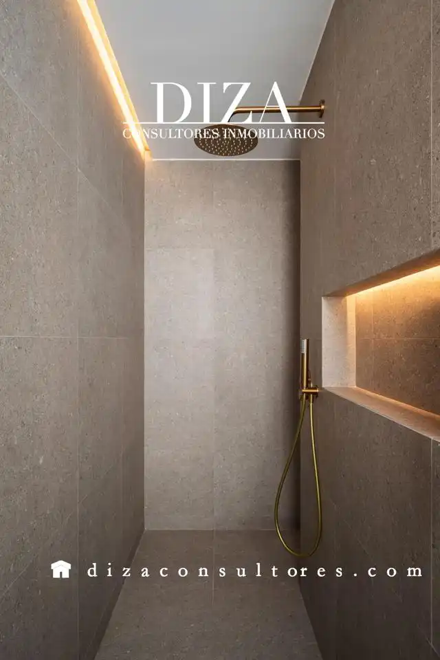 Baño de Ático de alquiler en Barrio de Salamanca