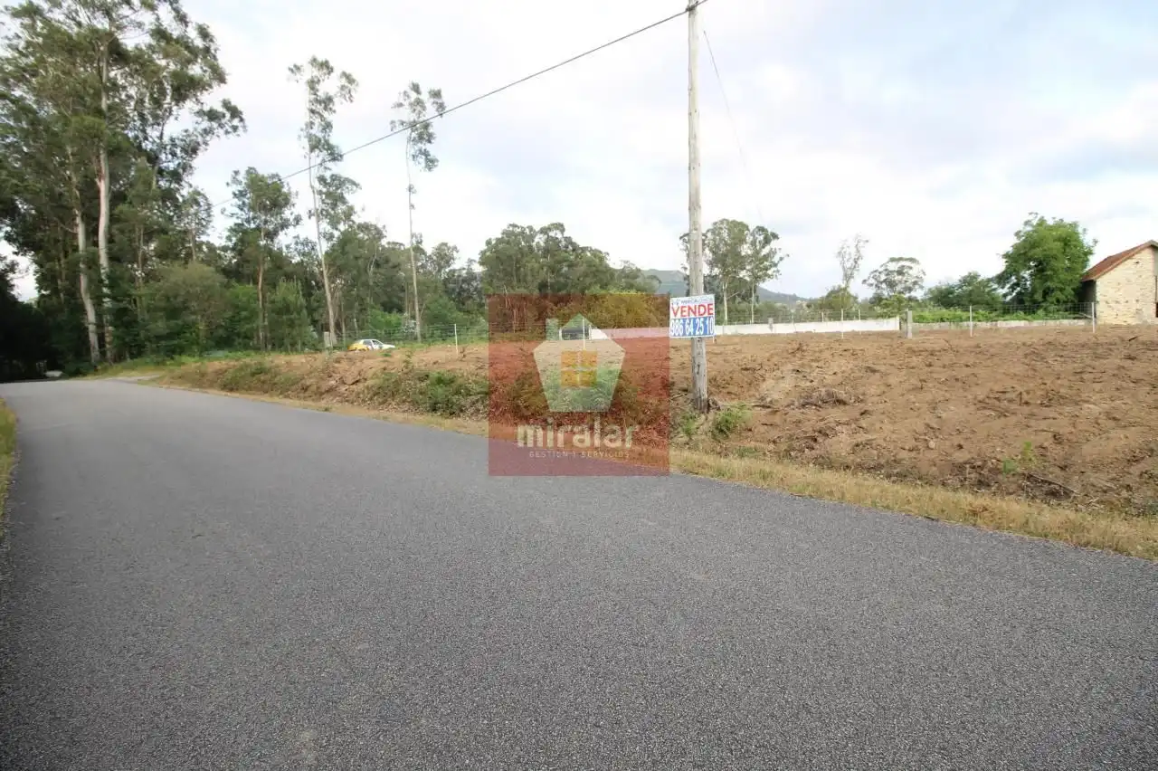 Terreny residencial en venda a Salvaterra de Miño, imagen 3