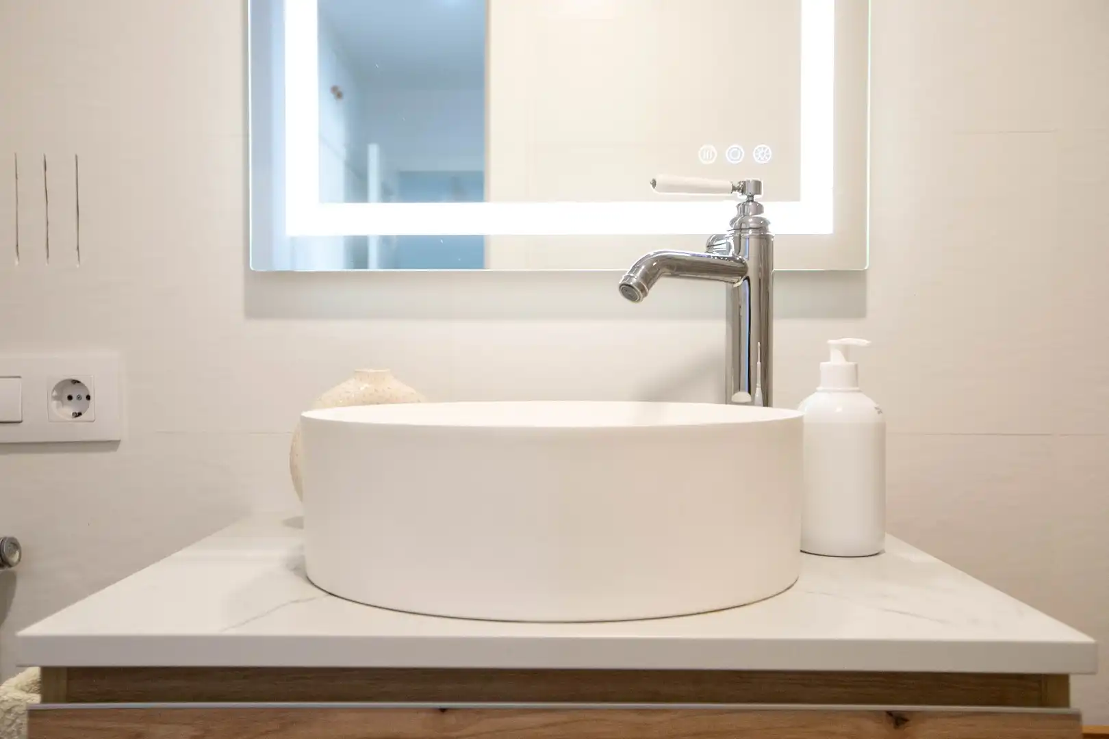 Badezimmer von Wohnung zum Verkauf in Estella / Lizarra mit Heizung, Terrasse und Möbliert