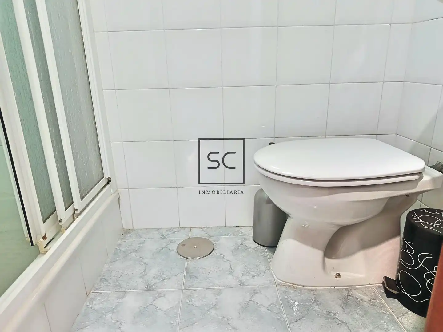 Baño de Piso en venta en Ferrol con Calefacción, Terraza y Amueblado