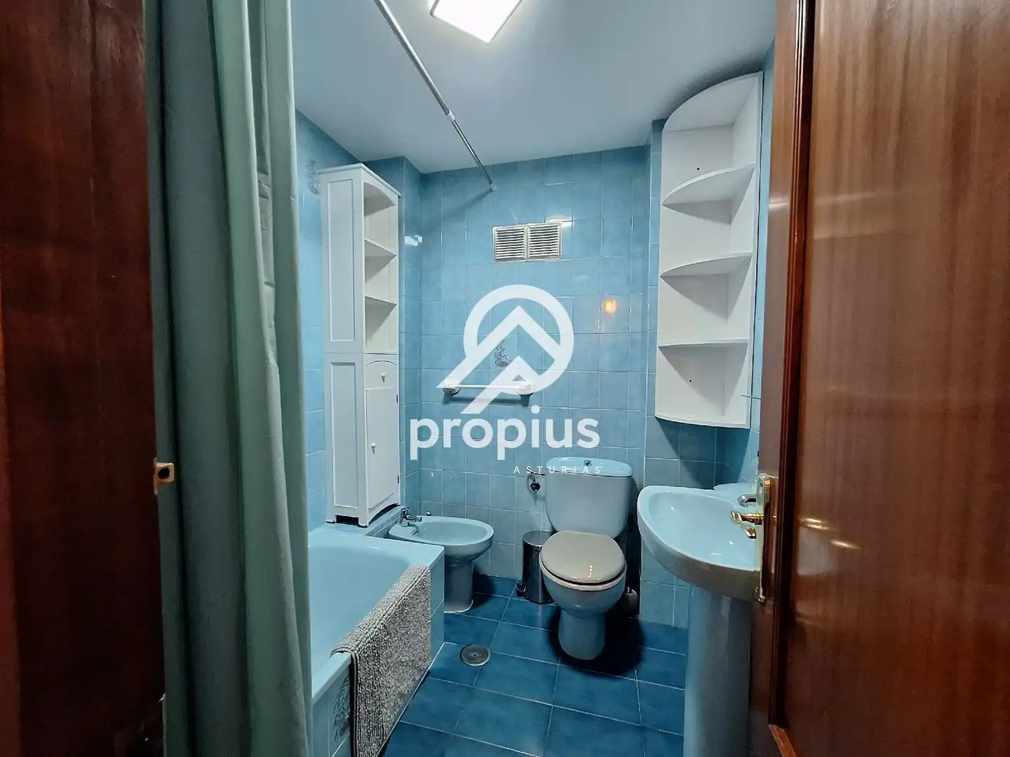 Baño de Piso en venta en Cangas de Onís con Calefacción, Parquet y Trastero
