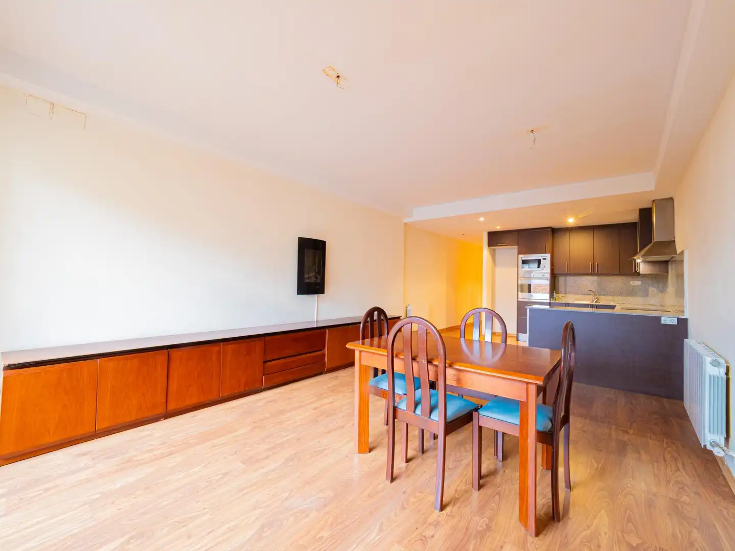 Flat for sale in Manlleu, Barcelona