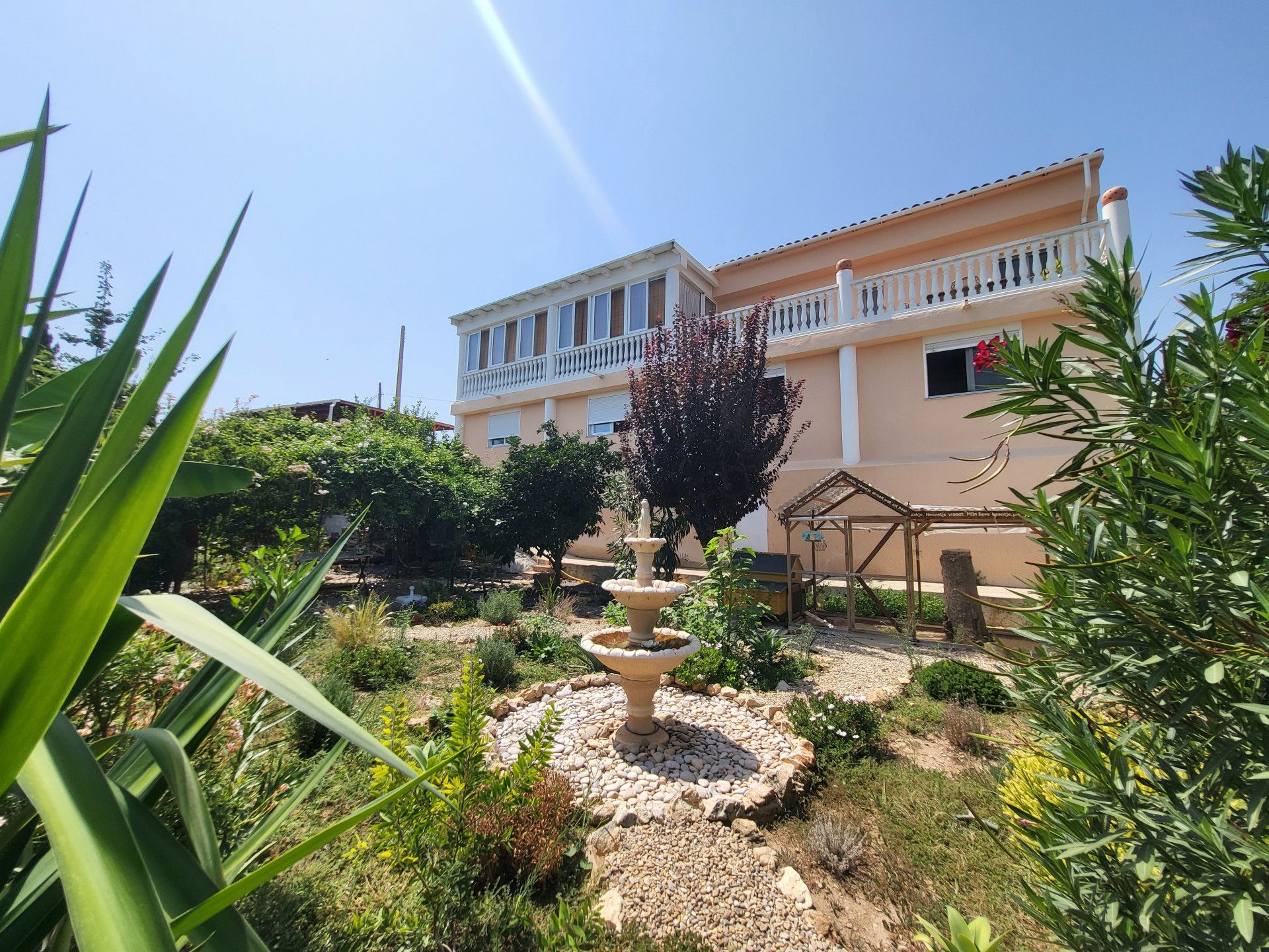 Vista exterior de Casa o xalet en venda en Ròtova amb Calefacció, Jardí privat i Terrassa
