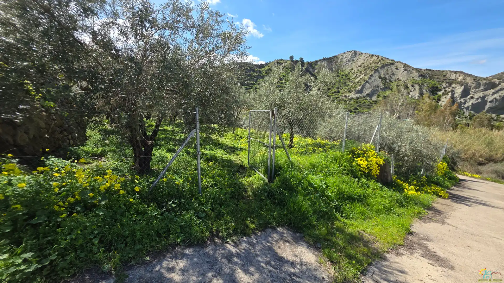 Finca rústica en venda en Canjáyar amb Moblat