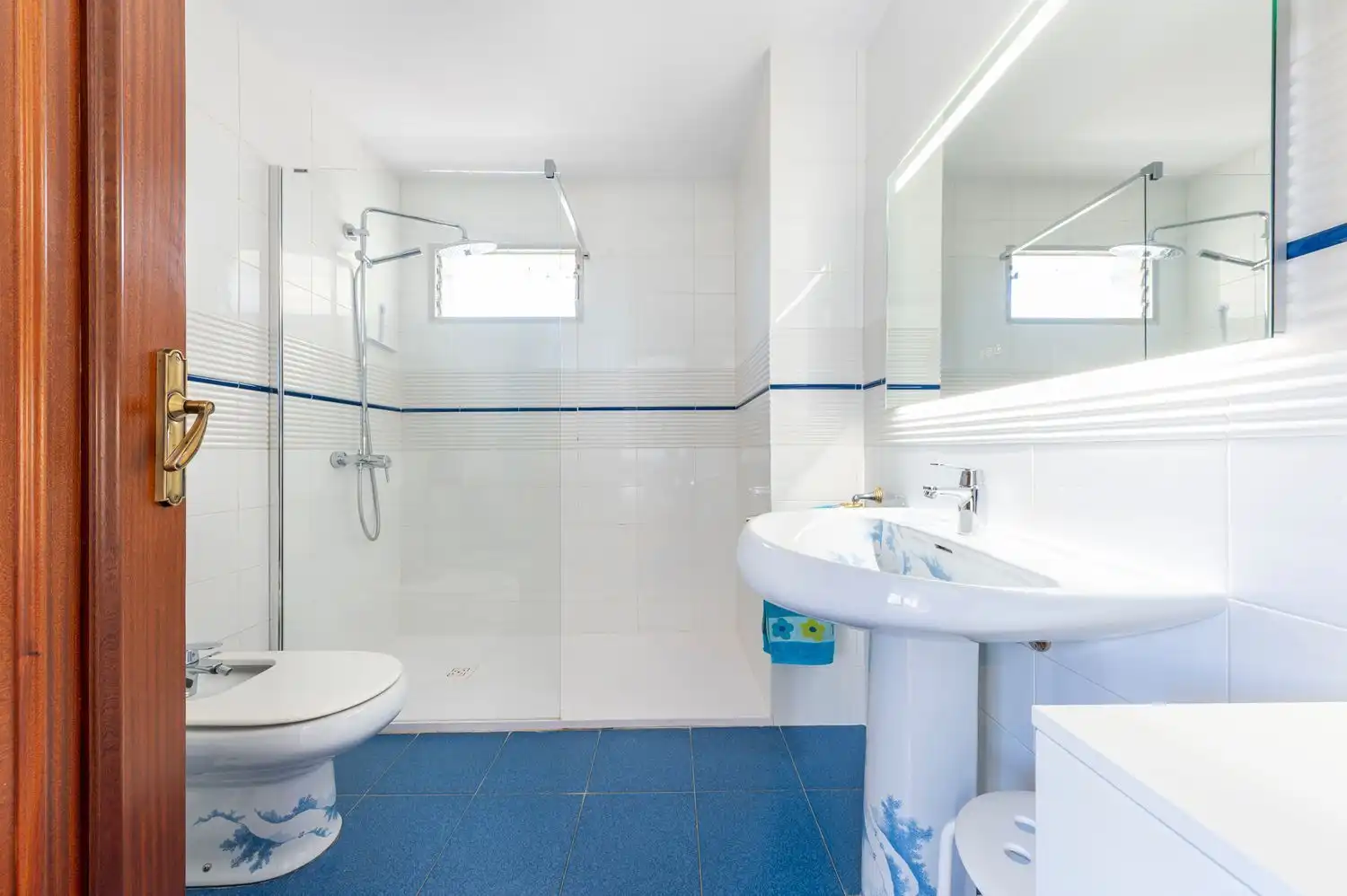 Baño de Casa o chalet en venta en Villajoyosa / La Vila Joiosa con Jardín privado, Terraza y Piscina comunitaria