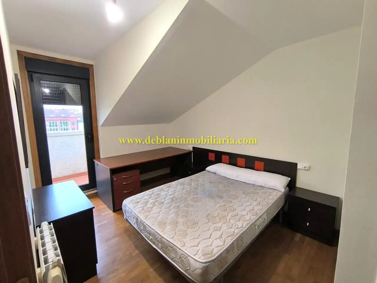 Habitación de Piso en venta en O Rosal   con Calefacción, Terraza y Trastero