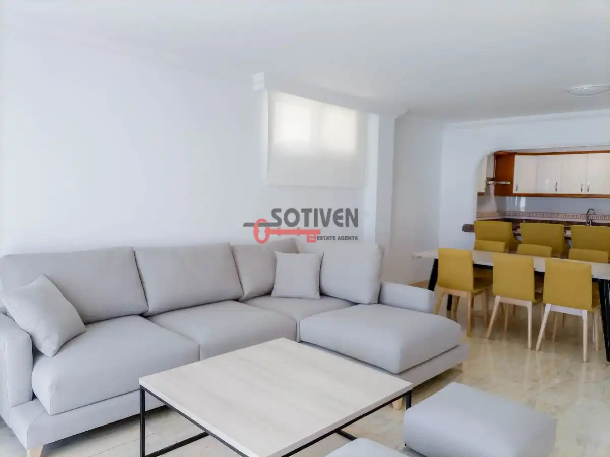 Sala de estar de Apartamento de alquiler en Acantilados de Los Gigantes