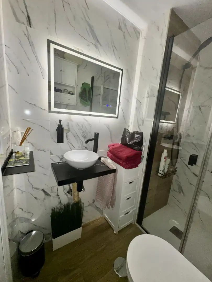 Baño de Piso en venta en Tomares con Aire acondicionado, Calefacción y Terraza